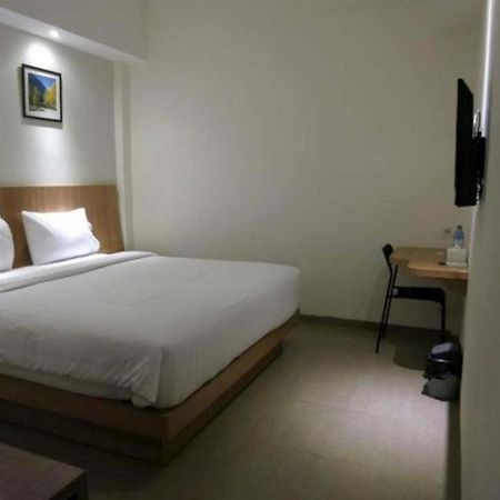 Hart Hotel Arjuna Mataram Esterno foto