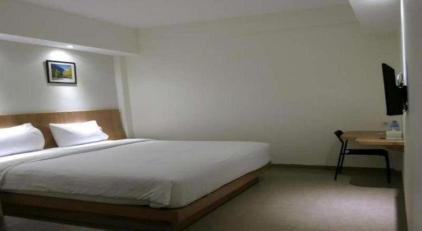 Hart Hotel Arjuna Mataram Esterno foto