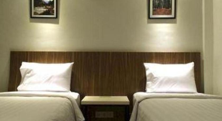 Hart Hotel Arjuna Mataram Esterno foto