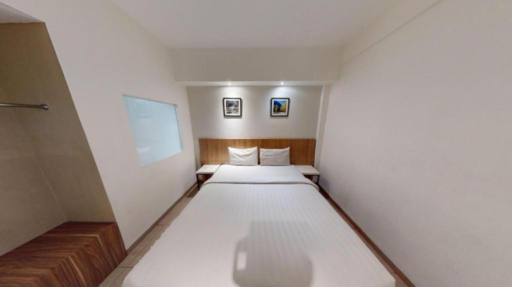 Hart Hotel Arjuna Mataram Esterno foto
