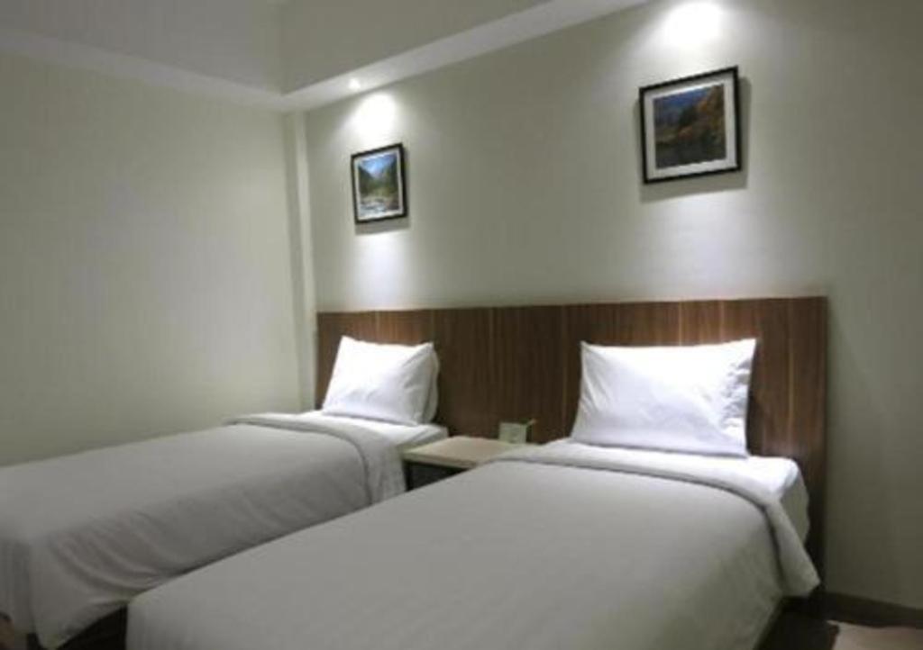 Hart Hotel Arjuna Mataram Esterno foto