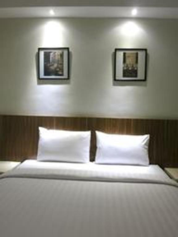 Hart Hotel Arjuna Mataram Esterno foto