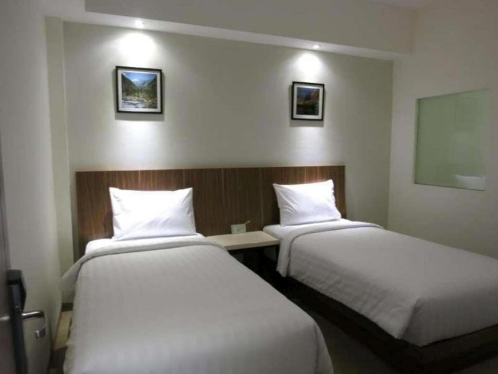 Hart Hotel Arjuna Mataram Esterno foto